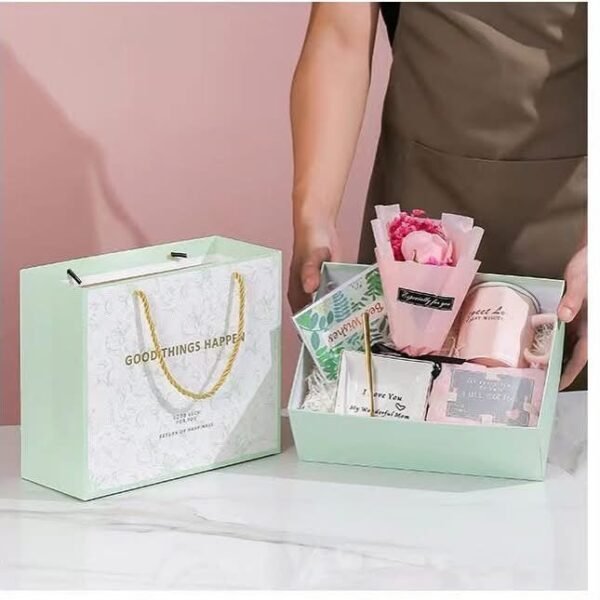Good Things Happen Green Gift Set