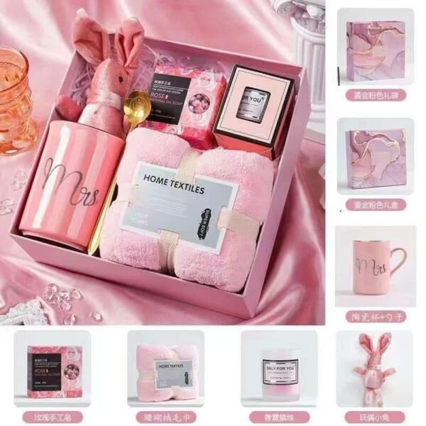 Mrs Pink Gift Set